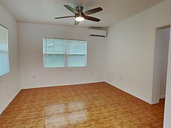 5th image of 2345 Rose Blvd Unit B