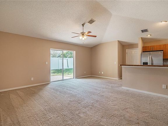 5th image of 6919 Wildwood Oak Dr