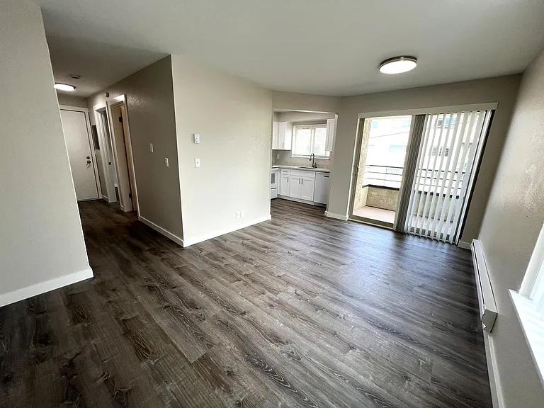 2405 NW 67th St #201 — Photo 2