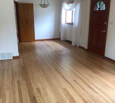 5th image of 8201 W Grantosa Dr