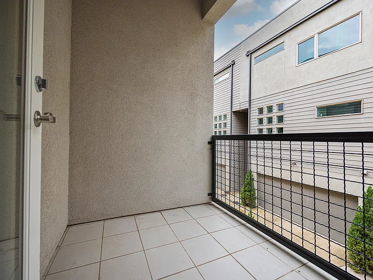 4616 Steel St — Photo 17