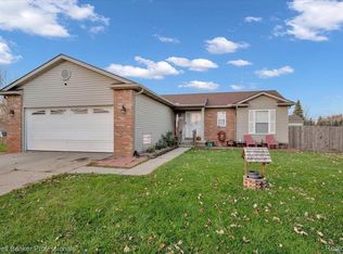 9505 Tiger Run Trl, Davison, MI 48423