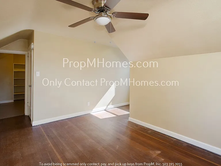 5127 SE Tibbetts St — Photo 12