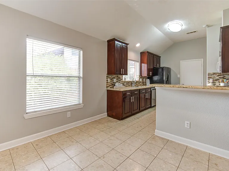14802 Newton Falls Ln — Photo 11