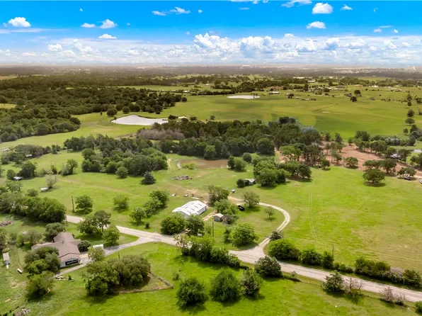 4278 Wilcox Ln, Bryan, TX 77808