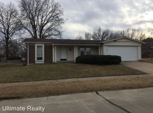 2376 Outlook Dr, Saint Louis, MO 63136