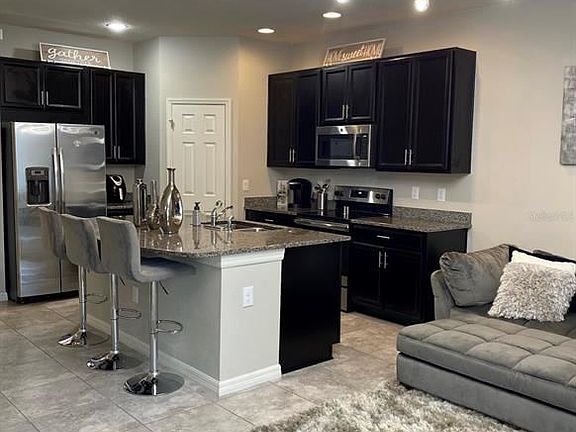 5th image of 7030 Summer Holly Pl