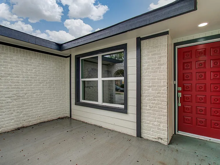 9406 Autauga St — Photo 4