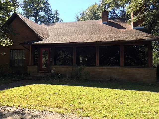 1st image of 216 S Deer Creek Dr E