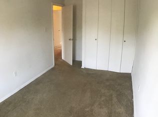 16622 Galt Ct, Woodbridge, VA 22191