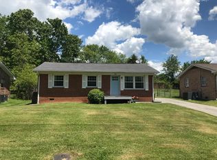 515 Goldfinch Ave, Knoxville, TN 37920