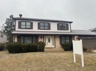 720 Red Bridge Rd, Lake Zurich, IL 60047