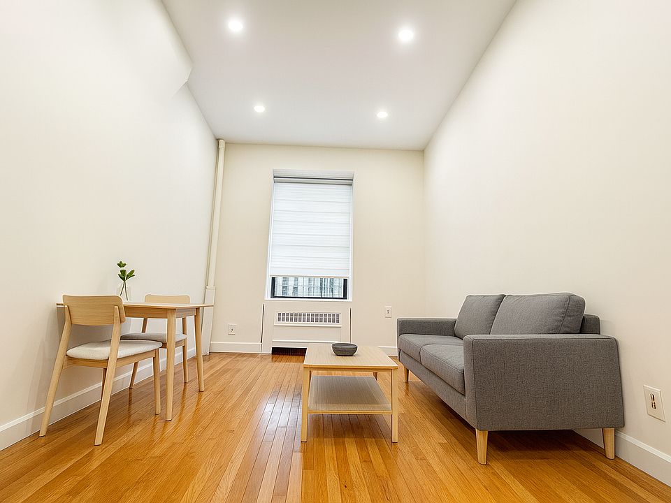 2nd image of 339 E 81st St APT 1A