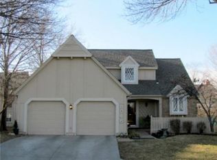 8046 Monrovia St, Lenexa, KS 66215