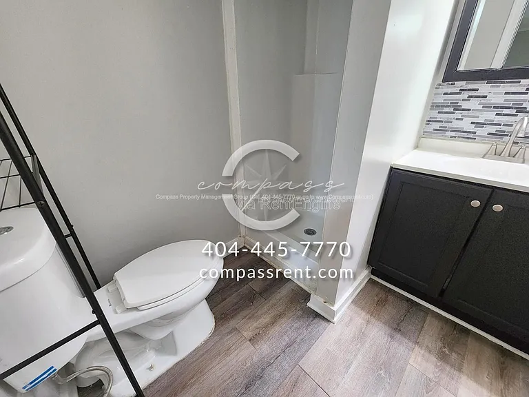 142 Wanda Ave — Photo 25