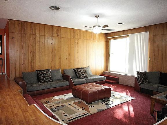 4th image of 1121 Bobbie Ln