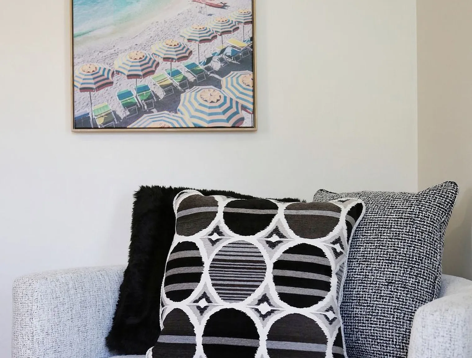 4 bed, 2.0 bath, $9,322 — Photo 3