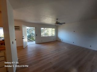 340 S Steckel Dr APT E, Santa Paula, CA 93060