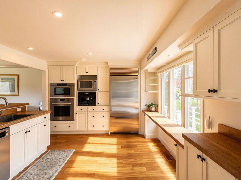 1st image of 82 Thistle Patch Way