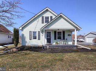 209 W Oak St, Palmyra, PA 17078