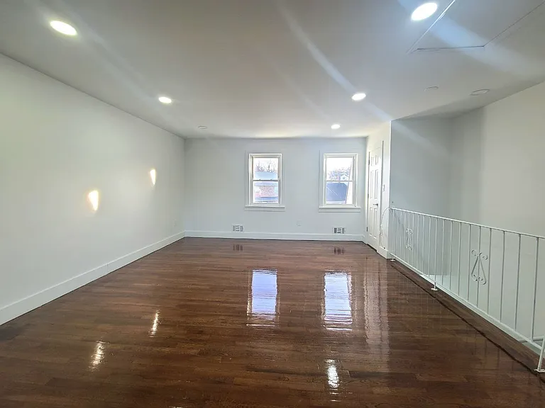 505 Adams Ln #JD67 — Photo 3