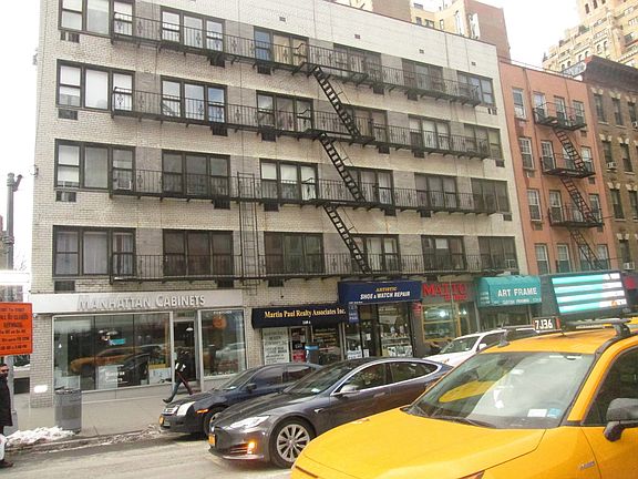 5th image of 261 E 71st St APT 1G