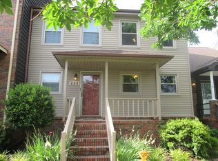 228 Meadowcrest Dr, Florence, AL 35630