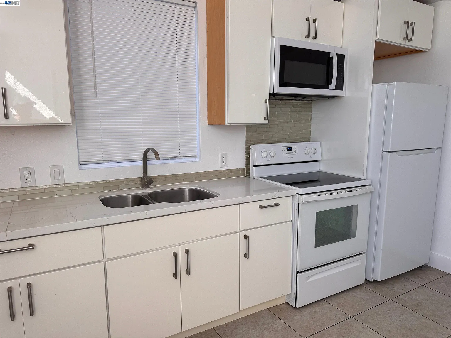 2 bed, 725 sqft, $2,295 — Photo 4