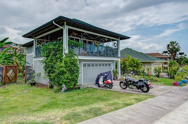1st image of 75-6109 Hoomama St