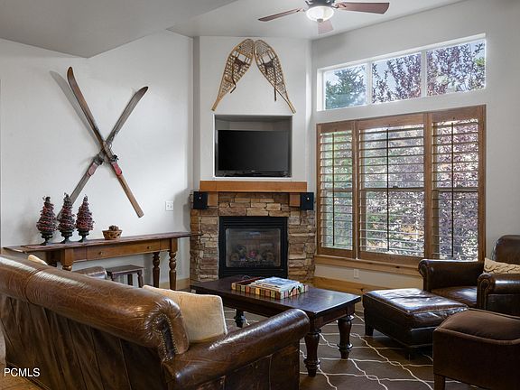 4th image of 5604 N Kodiak Way
