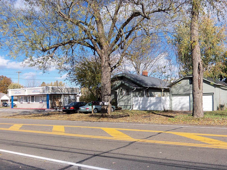 2nd image of 5 E Caston Rd