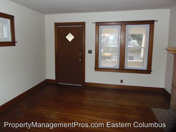 4th image of 438 Maplewood Ave