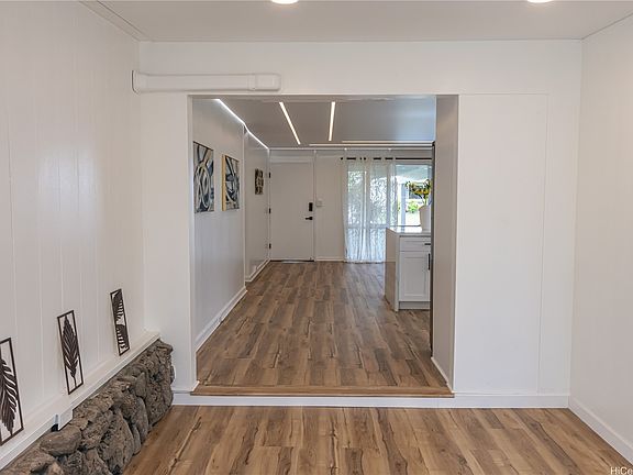 5th image of 526 Ulumawao St