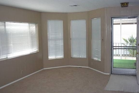 4th image of 155 Las Flores Dr Space 18