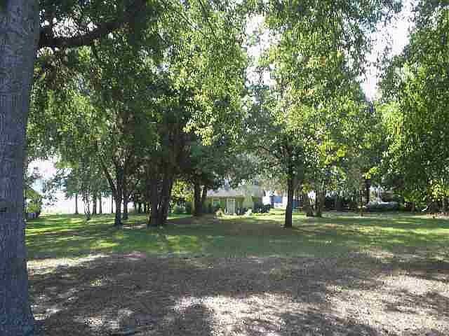 1st image of 16326 White Oak Cir