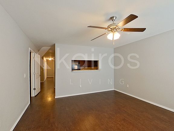 3rd image of 5000 E Thomas St #B