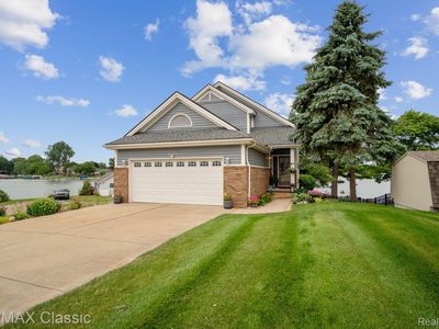 3386 Harbor Ct, Highland, MI, 48356