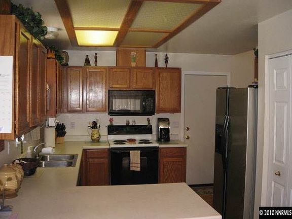 2nd image of 135 Catrina Ct