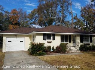 26 Riverdale Dr, Charleston, SC 29407