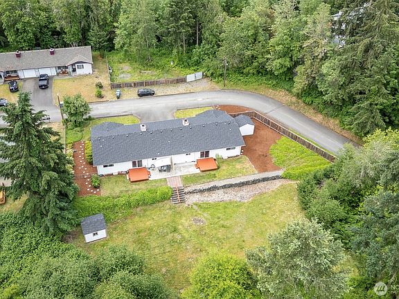 4th image of 14909 10th Ave Ct S