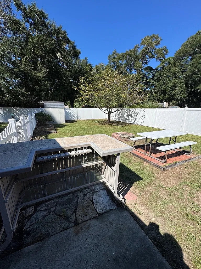 2 bed, 1200 sqft, $1,500 — Photo 3