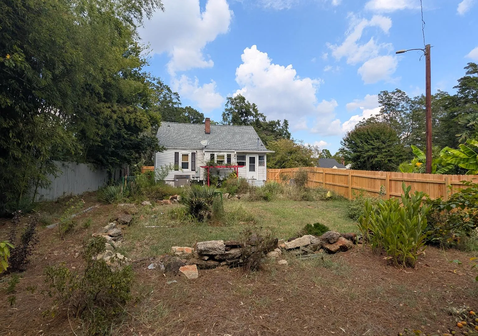 126 E Wilburn Ave — Photo 3