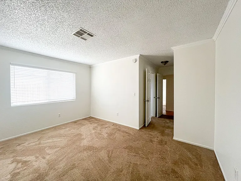 5395 Baileya Ave — Photo 15