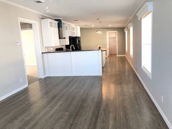 5th image of 847 Tarpon Glen Ln