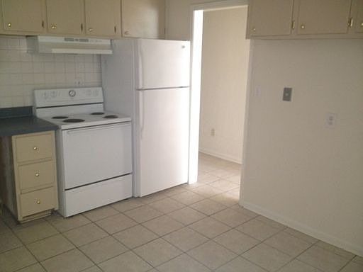3rd image of 624 NW 19th Ave