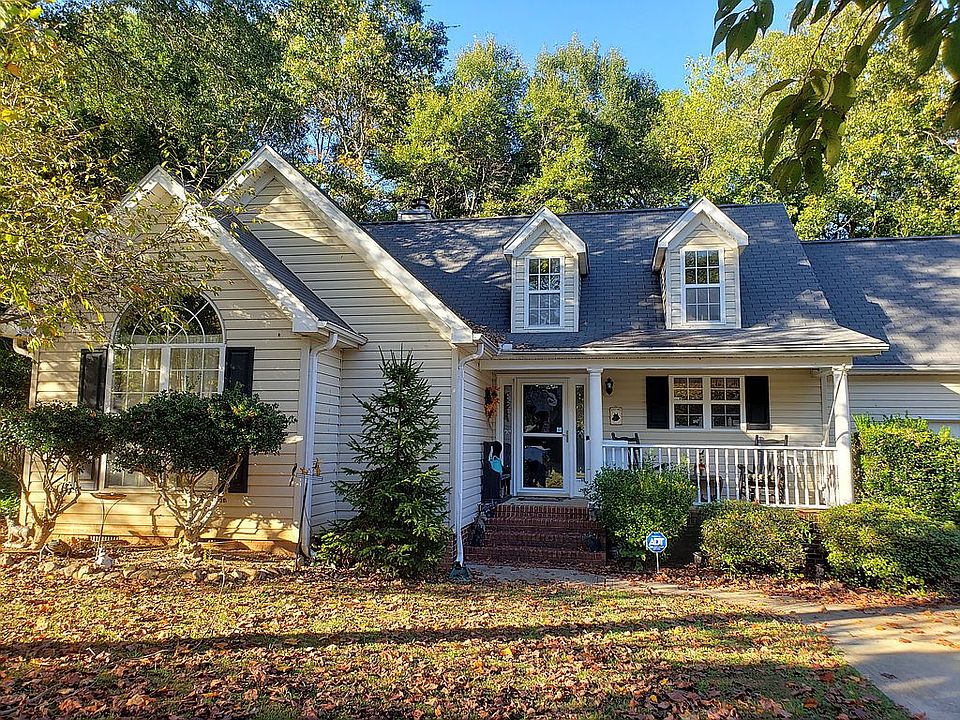 1st image of 241 Oak Valley Dr