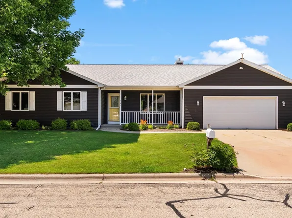 3141 Bollenbeck St, Cross Plains, WI 53528