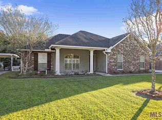 13368 Arnold Rd, Walker, LA 70785