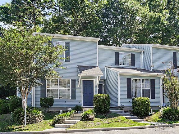 3rd image of 2191 Timberwood Cir S