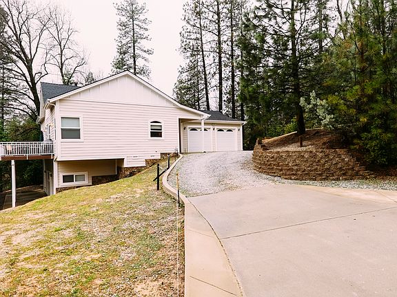 3rd image of 39842 N Cedar Vista Cir